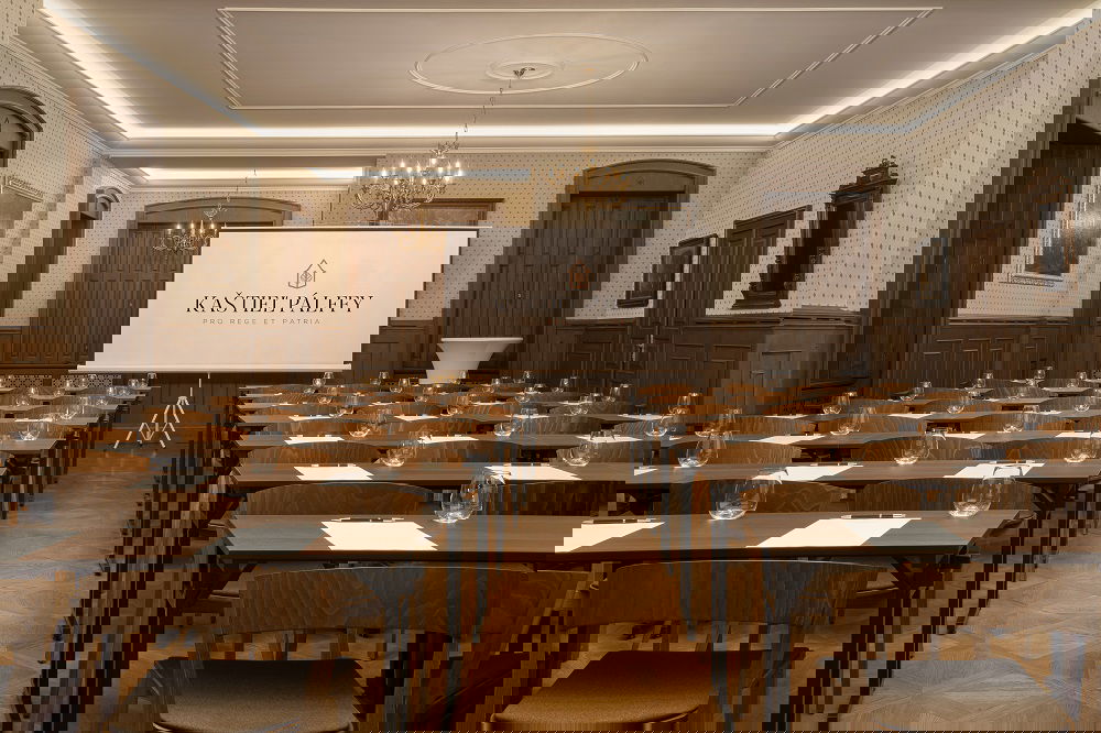 Pro Rege Et Patria (Veľká sála)