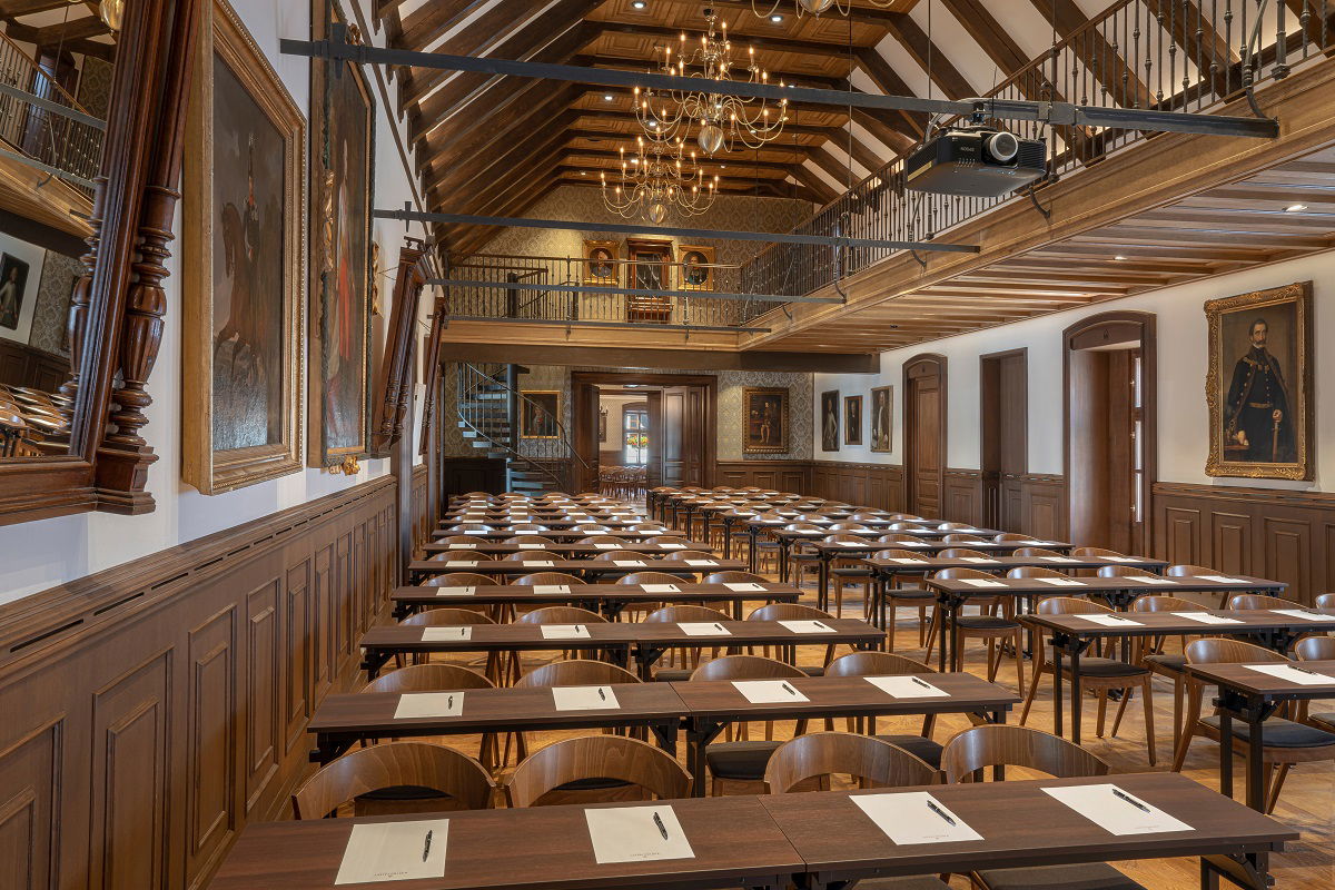 Pro Rege Et Patria (Veľká sála)